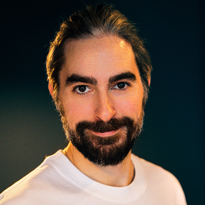 изображение сотрудника