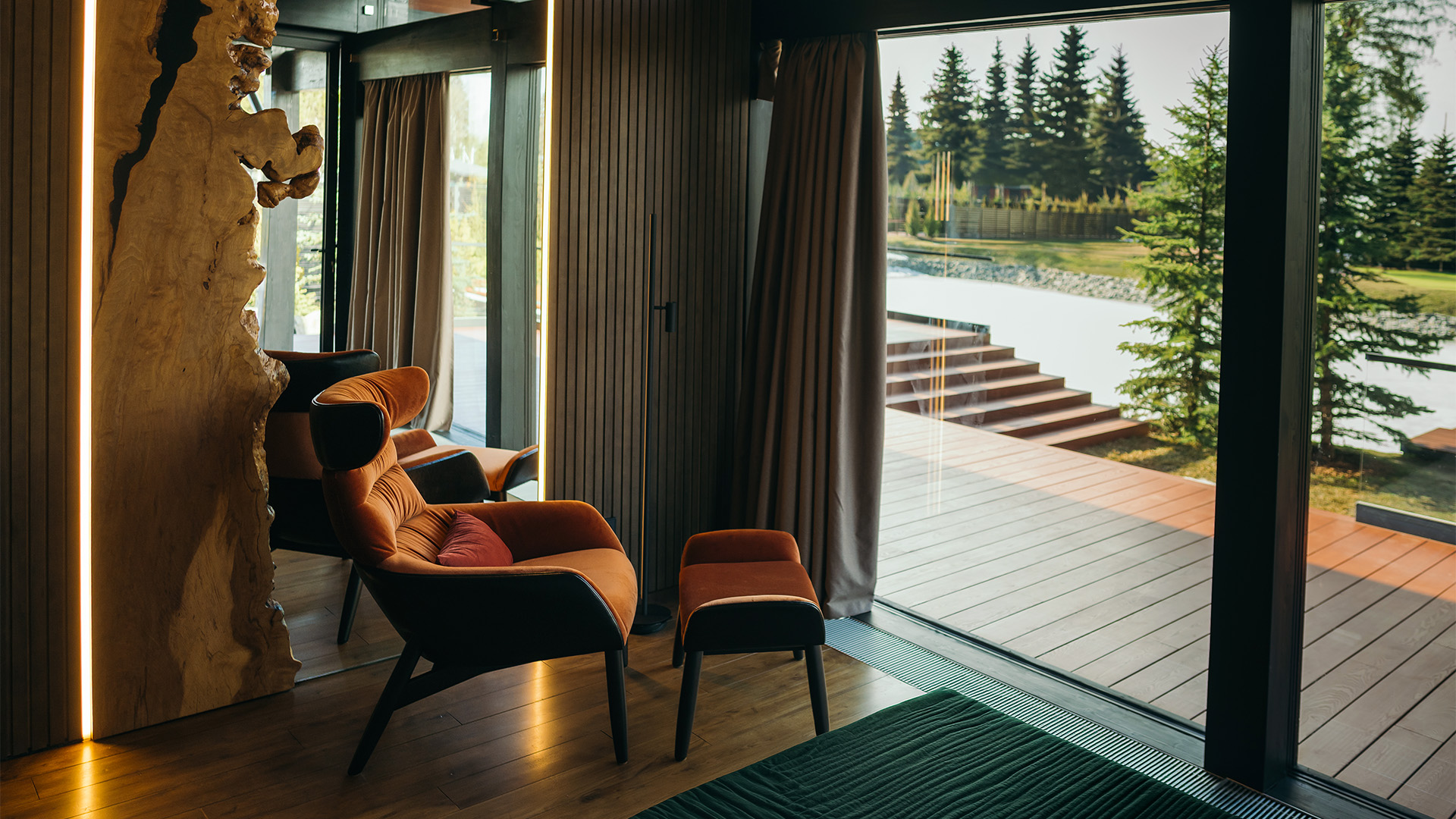 Дом 373 м² на участке 16 соток