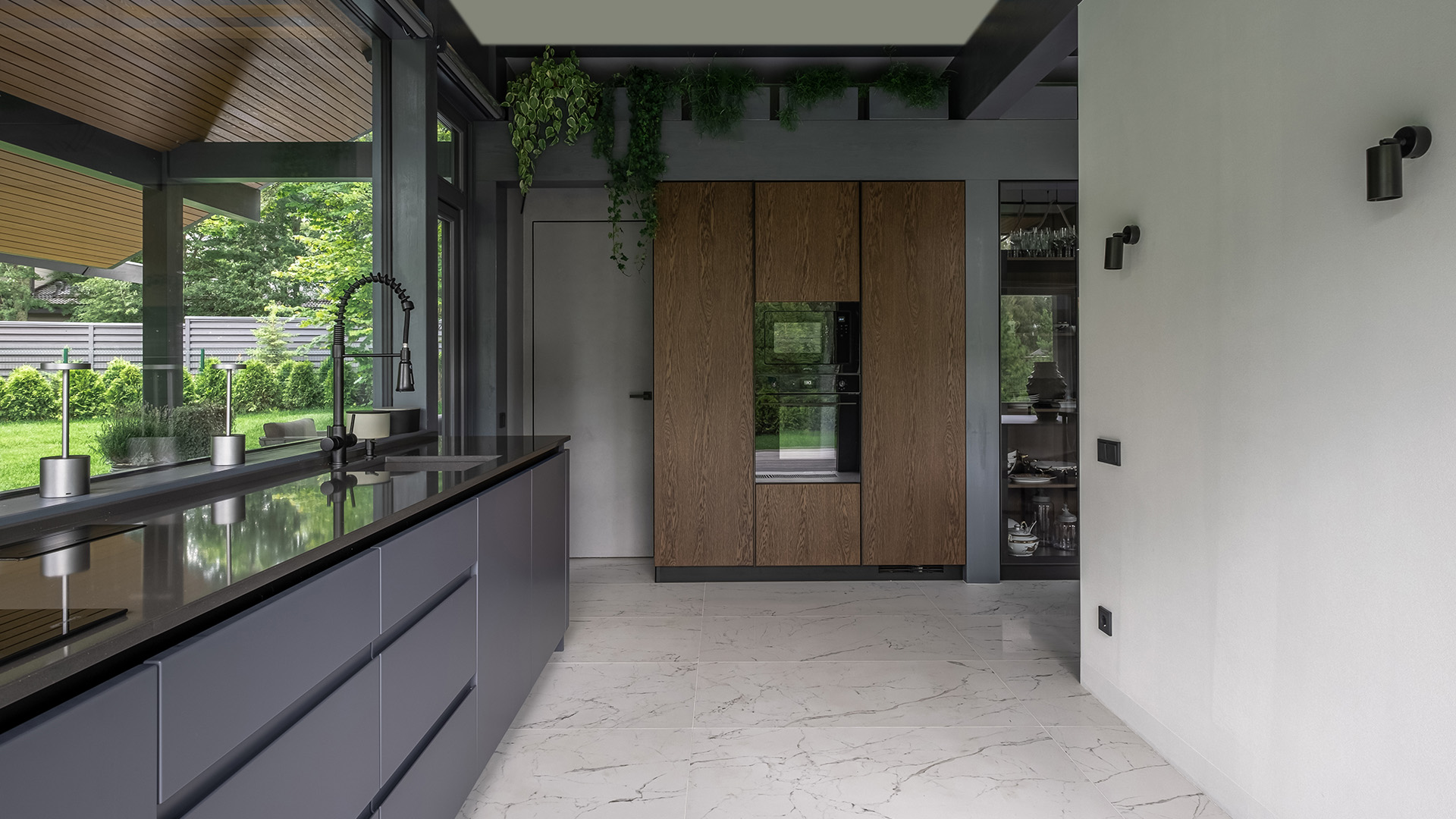 Дом 375 м² на участке 18 сот