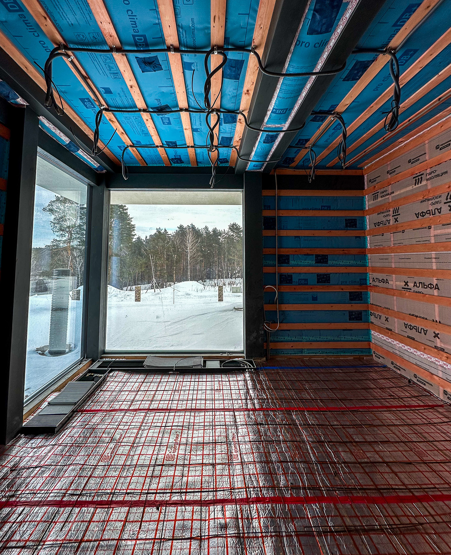 Дом 477 м² на участке 12.4 сот